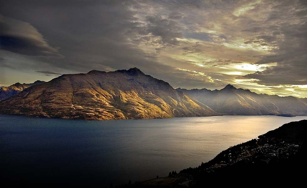 Queenstown-02.jpg
